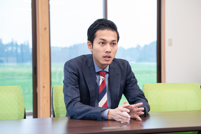 8852_02.jpg (157 KB)